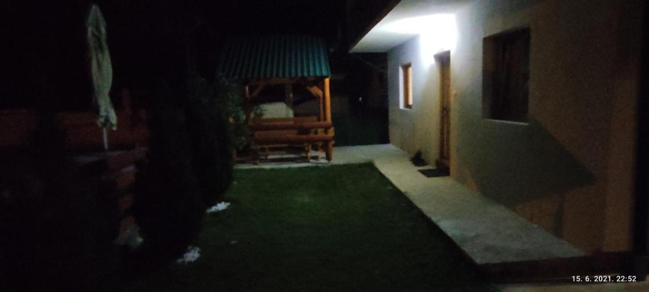 Apartmani Vuk 1 Колашин Экстерьер фото